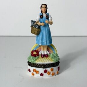 Wizard Of Oz 1998 Dorothy and Toto Porcelain Trinket Box